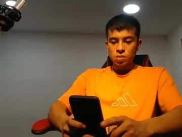 KateDivineUK – webcam model profile photo Image 7