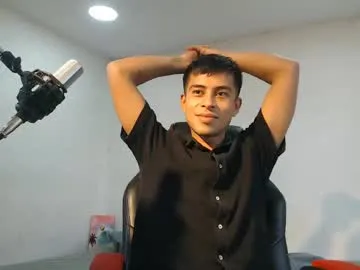 KateDivineUK – webcam model profile photo Image 9