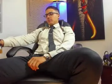 Benson18y – webcam model profile photo Image 11