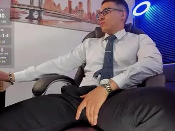 Benson18y – webcam model profile photo Image 9