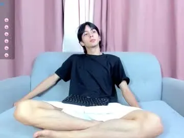 blondeangel_4u2 – webcam model profile photo Image 15