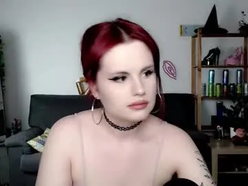British_EmJess – webcam model profile photo Image 18