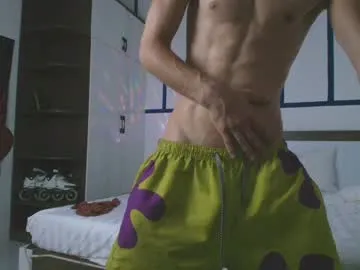 LinaParadise – webcam model profile photo Image 2