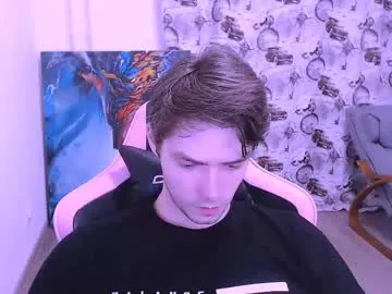 DominantAlex18 – webcam model profile photo Image 5