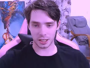 DominantAlex18 – webcam model profile photo Image 7