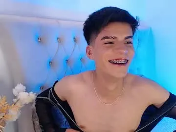 str8gaywannaplay – webcam model profile photo Image 9