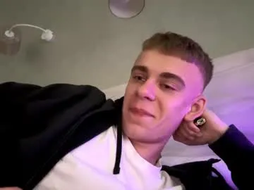 RYUTA_9911 – webcam model profile photo Image 2