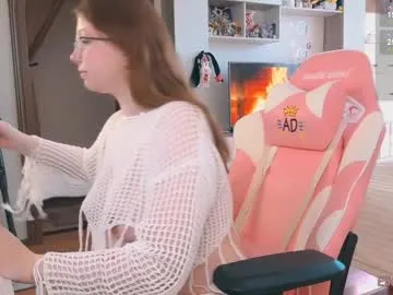 BlondieDolly – webcam model profile photo Image 11