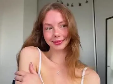 elli_harmon Image 7