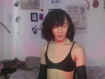 KrissyQueen – webcam model profile photo Image 10