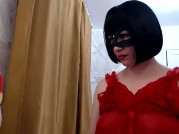 MartinaCroxx – webcam model profile photo Image 12