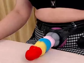 MartinaCroxx – webcam model profile photo Image 3