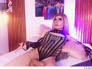 LizzieGreyX – webcam model profile photo Image 4