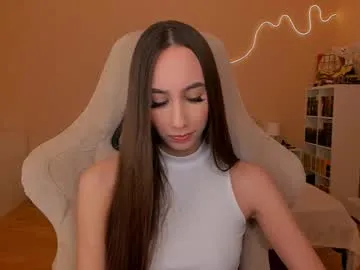 TenderLora – webcam model profile photo Image 3