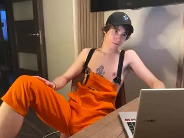 British_EmJess – webcam model profile photo Image 6