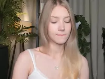 rosa-catalleya – webcam model profile photo Image 12