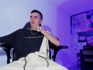 RiogaMaster – webcam model profile photo Image 8