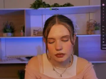 caseykissesxoxo – webcam model profile photo Image 12