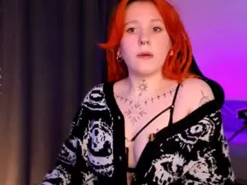 MistressLouUK – webcam model profile photo Image 16