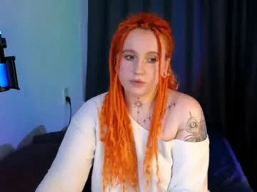 MistressLouUK – webcam model profile photo Image 2