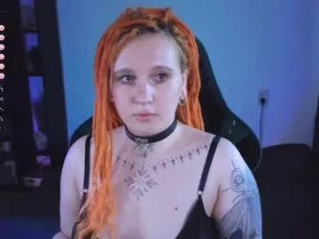 MistressLouUK – webcam model profile photo Image 6