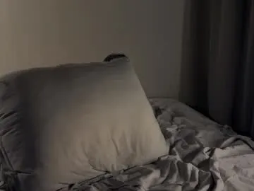 LoraDevine – webcam model profile photo Image 17