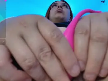 3hotandyoung3 – webcam model profile photo Image 5