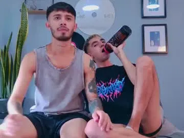 XTTX49 – webcam model profile photo Image 17