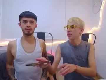 XTTX49 – webcam model profile photo Image 5