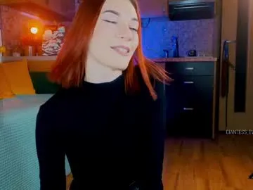 giantess_eva Image 2