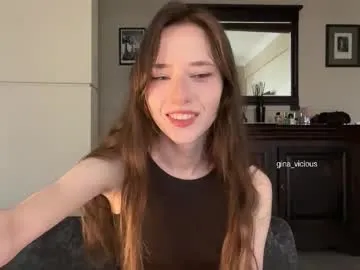 PrettyKatea – webcam model profile photo Image 3