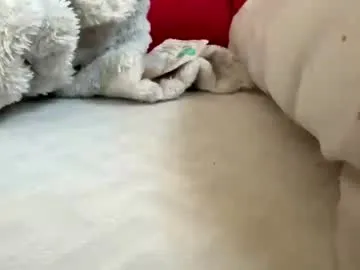 reeves_bae – webcam model profile photo Image 5