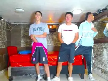 Ellalouisee89 – webcam model profile photo Image 3