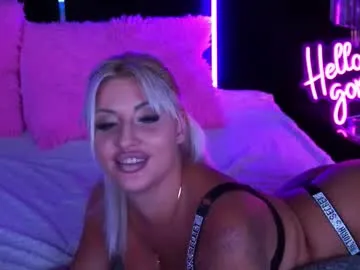 LannaGracesX – webcam model profile photo Image 16