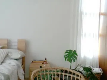 grettabenett_ Image 4