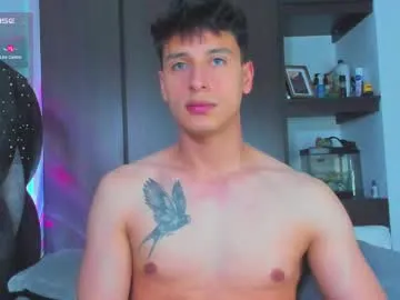 Donovan_Desmond – webcam model profile photo Image 9