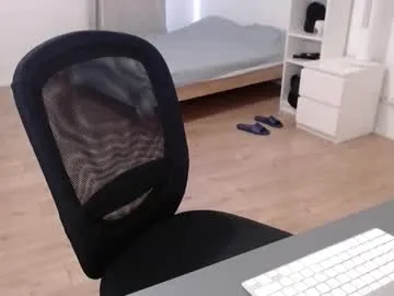 alexxx_d – webcam model profile photo Image 14