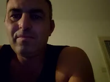 YU-KI00 – webcam model profile photo Image 18