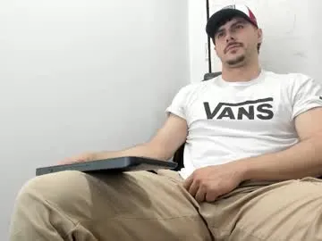 SashaVaughn – webcam model profile photo Image 7