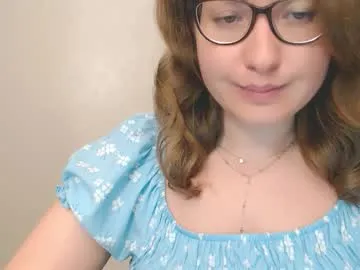 British_EmJess – webcam model profile photo Image 10