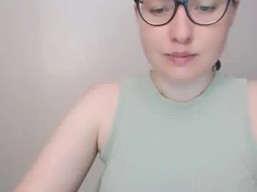 British_EmJess – webcam model profile photo Image 2