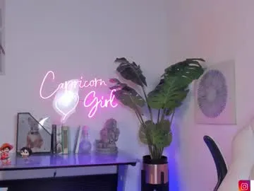 TatianaBlonde – webcam model profile photo Image 15