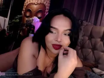 Likachkaa – webcam model profile photo Image 4