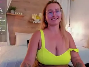 British_EmJess – webcam model profile photo Image 2