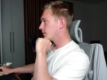 paroncho – webcam model profile photo Image 15