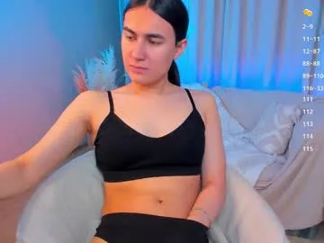 milla_milla – webcam model profile photo Image 14