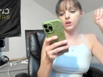 British_EmJess – webcam model profile photo Image 2
