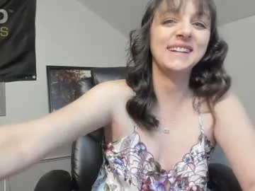 British_EmJess – webcam model profile photo Image 6