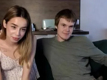 DaryaStars – webcam model profile photo Image 4