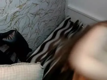 KateDivineUK – webcam model profile photo Image 14